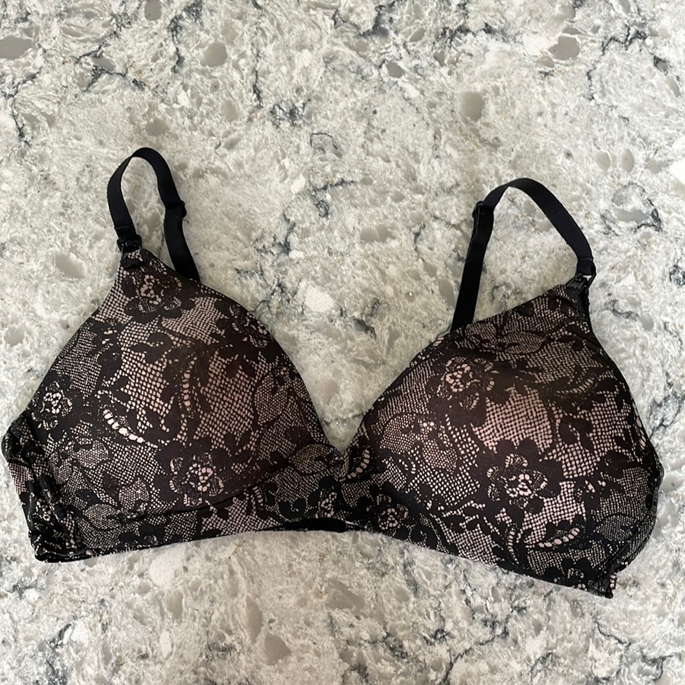 Gilligan & O’Malley Nursing Bra 36B